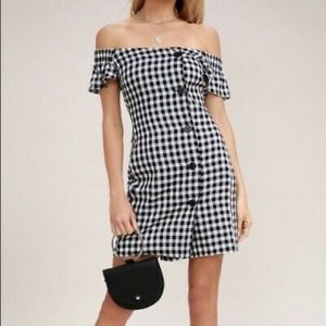 Lulu’s Gingham Off The Shoulder Dress